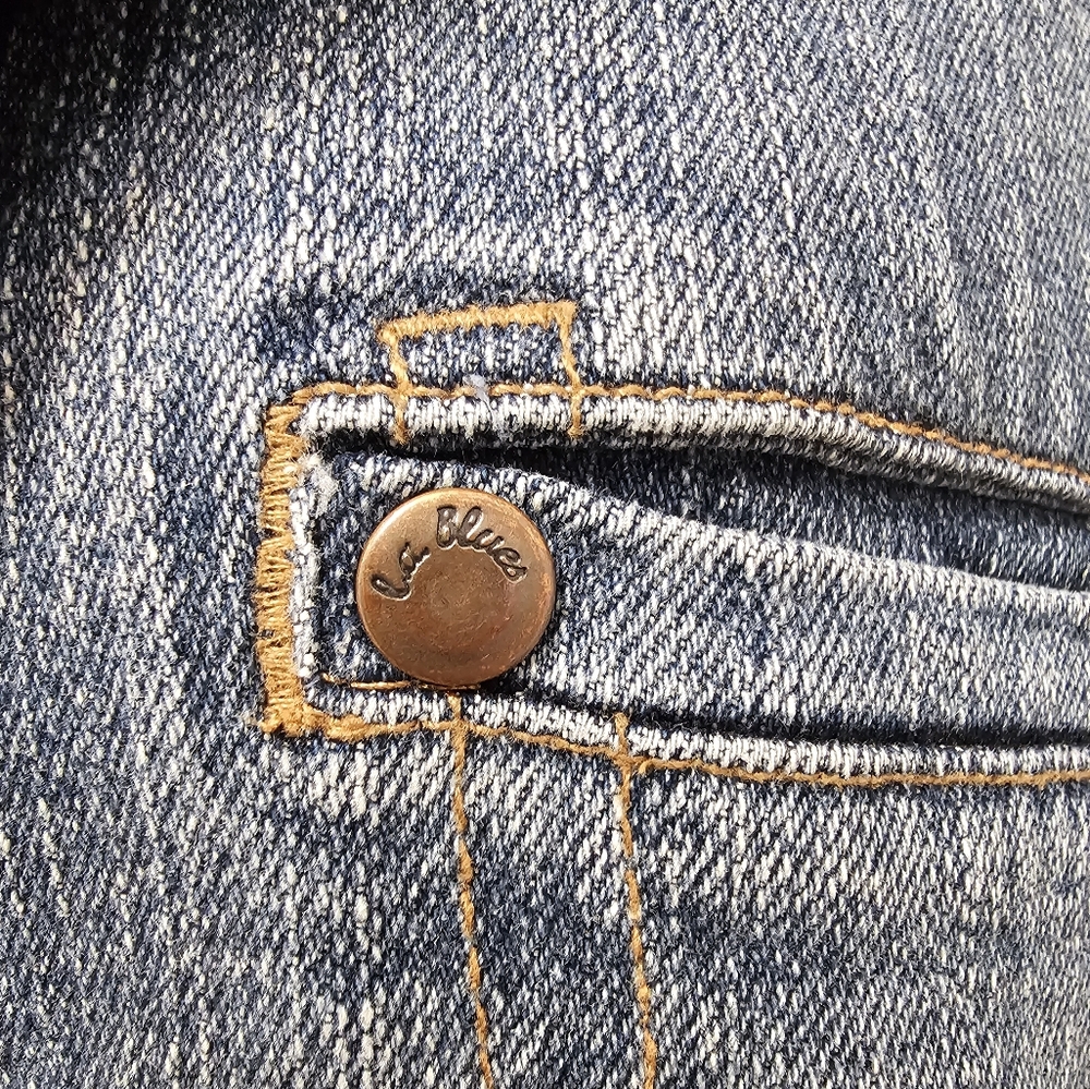Like New 1X l.a. blues Stylish Jean Jacket, 3 Pockets, Fun Stitching Accents - Picture 5 of 14